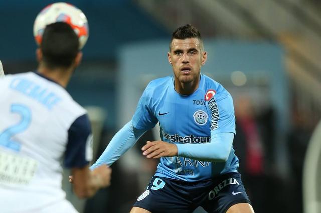 华体会-法国杯倒计时，罗马冲刺阶段防线松动，细节引发关注，媒体盛赞，更衣室氛围转暖的简单介绍-华体会